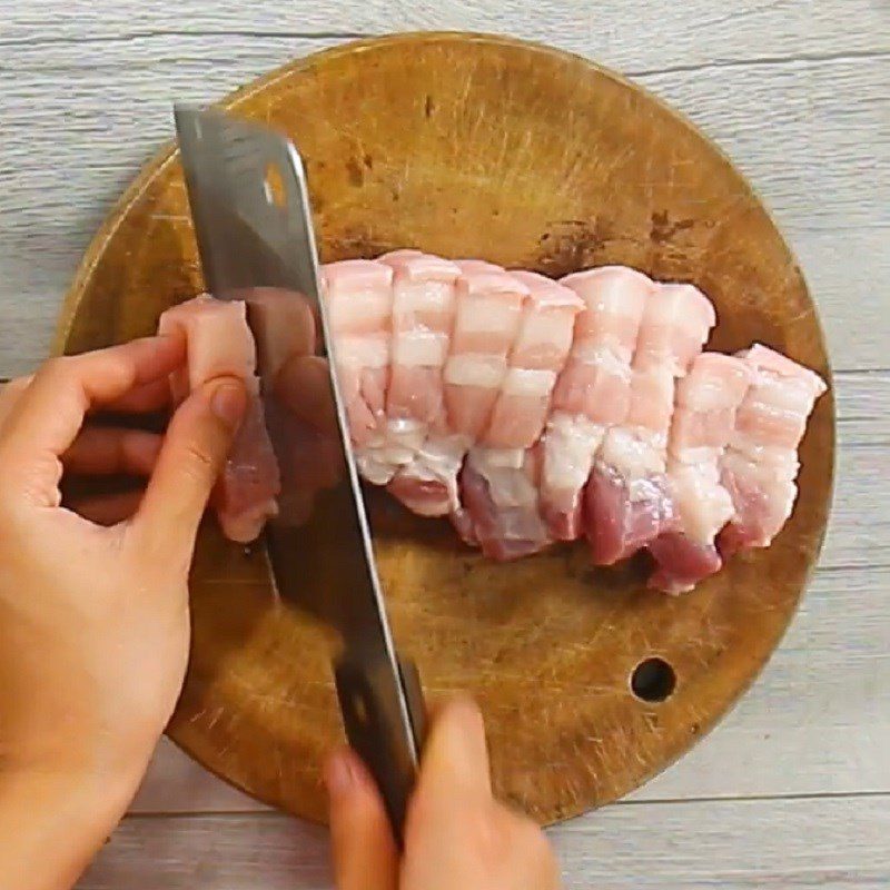 Step 1 Prepare the meat for Braised Pork with Lotus Root