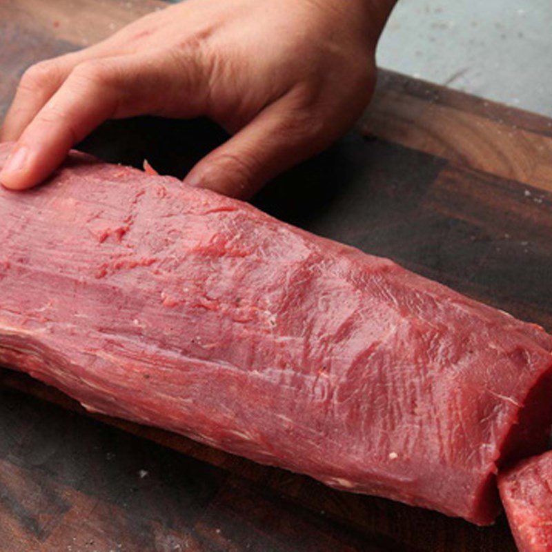 Step 1 Prepare beef for stir-fried young corn with beef