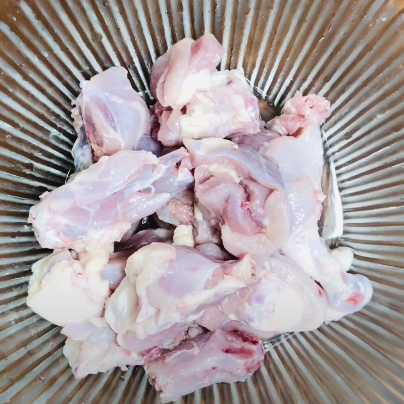 Step 1 Prepare the chicken Chicken Curry with Fresh Milk