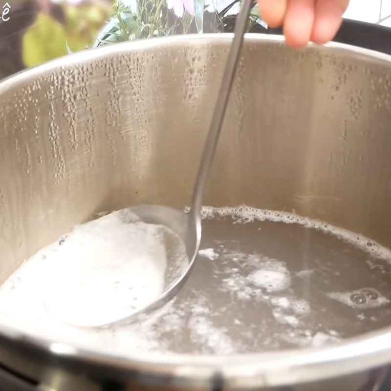 Step 1 Prepare the pork for Crab noodle soup with canned crab