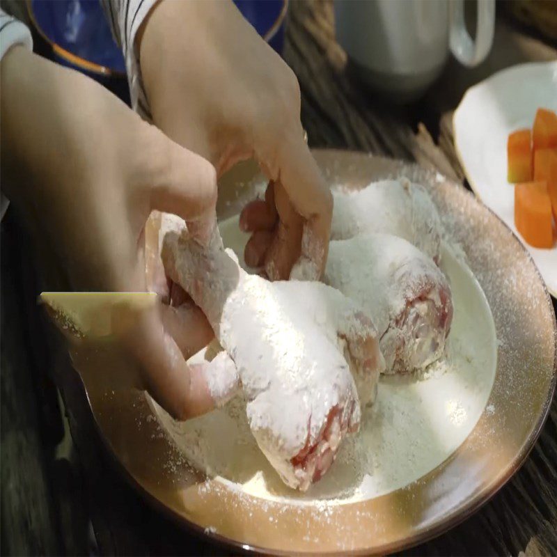 Step 2 Processing and frying chicken Chicken cooked with grapes