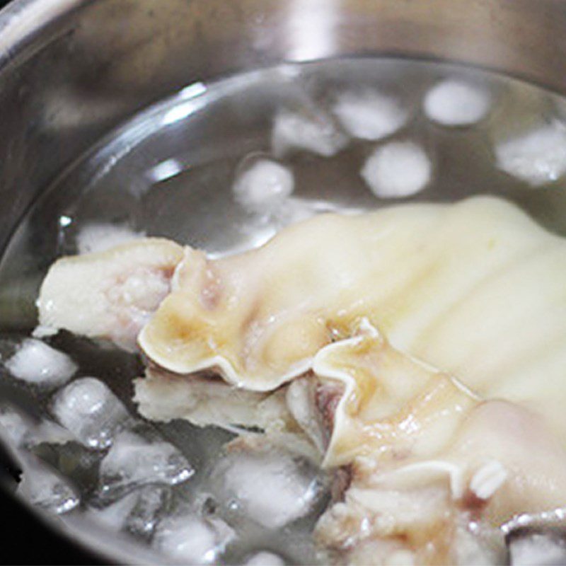 Step 1 Prepare and Boil Pig Ears Braised Pig Ears with Pepper