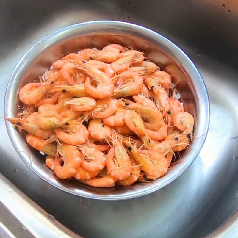 Step 1 Preliminary processing and cooking shrimp Sun-dried Shrimp
