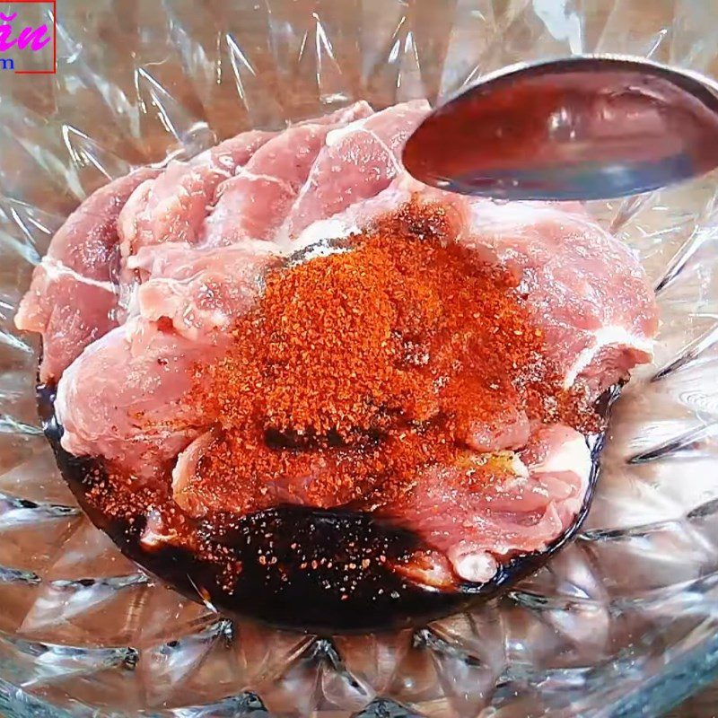 Step 1 Prepare and marinate beef Beef noodle with vegetables