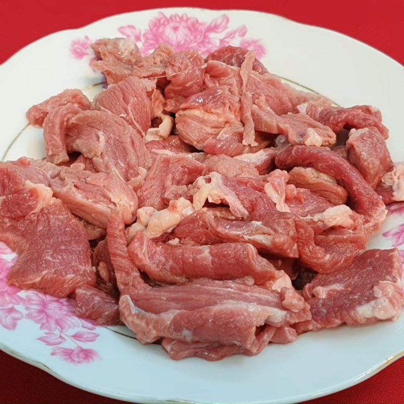 Step 1 Prepare and marinate the beef Pineapple Beef Stir-Fry