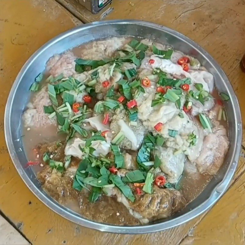 Step 1 Prepare and marinate fish eggs for Fish Egg Hotpot