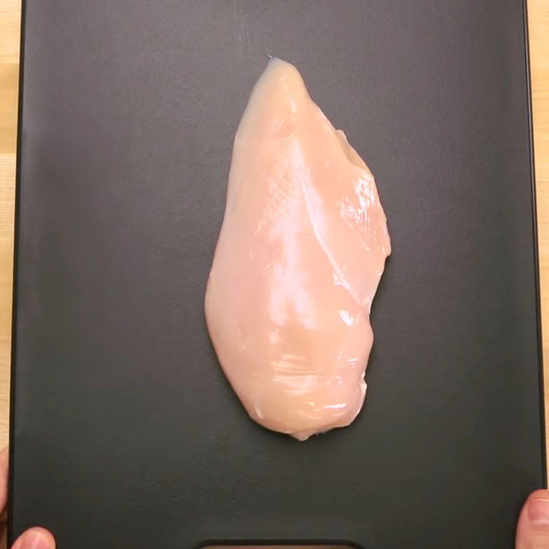 Step 1 Prepare and marinate the chicken breast Chicken Breast Stir-fried with Asparagus