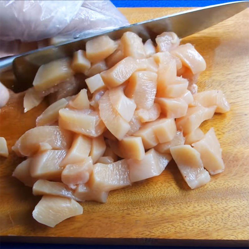 Step 1 Prepare and grind the chicken meat Fried Chicken Balls