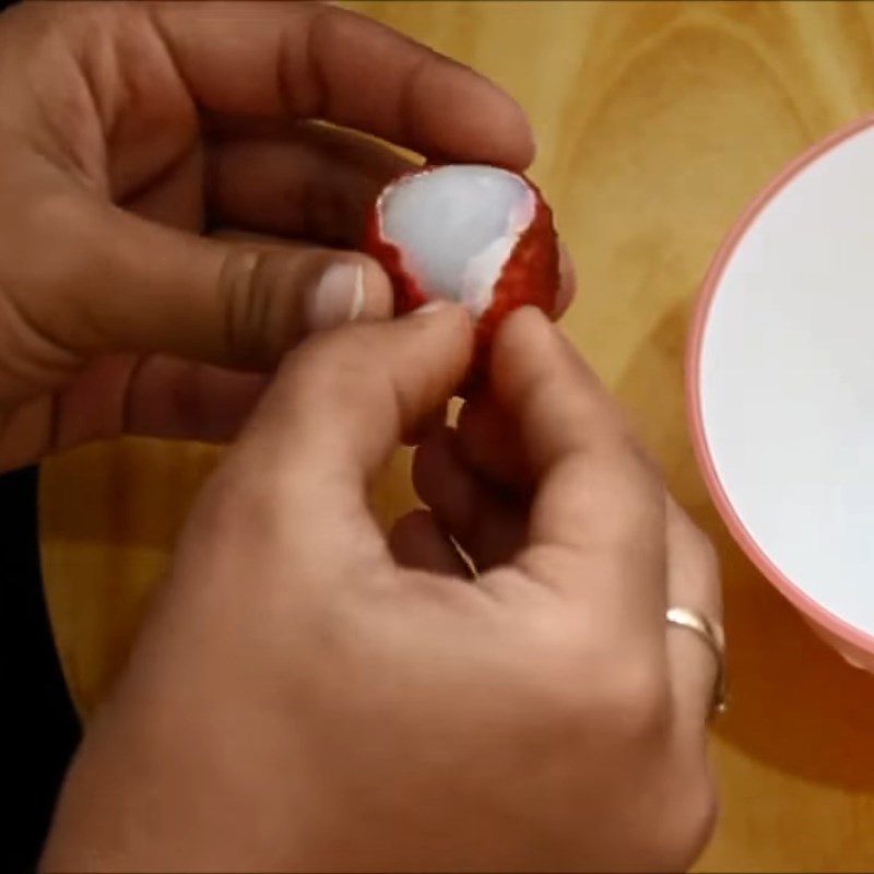 Step 1 Prepare lychee for lychee custard pudding