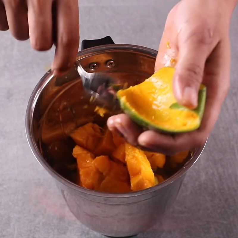 Step 1 Prepare the mango and blend it Thick Mango Jam