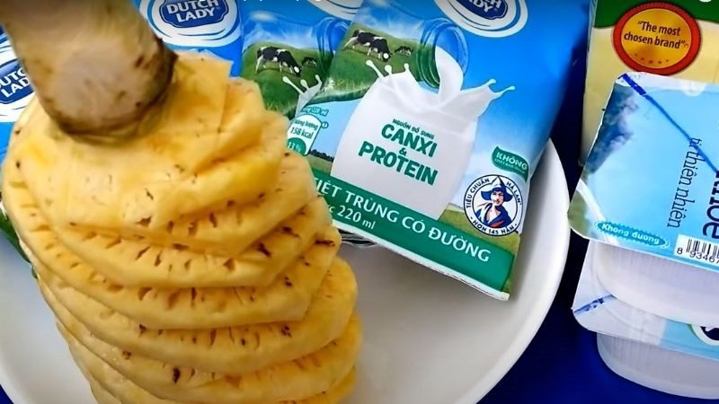 Ingredients for pineapple yogurt