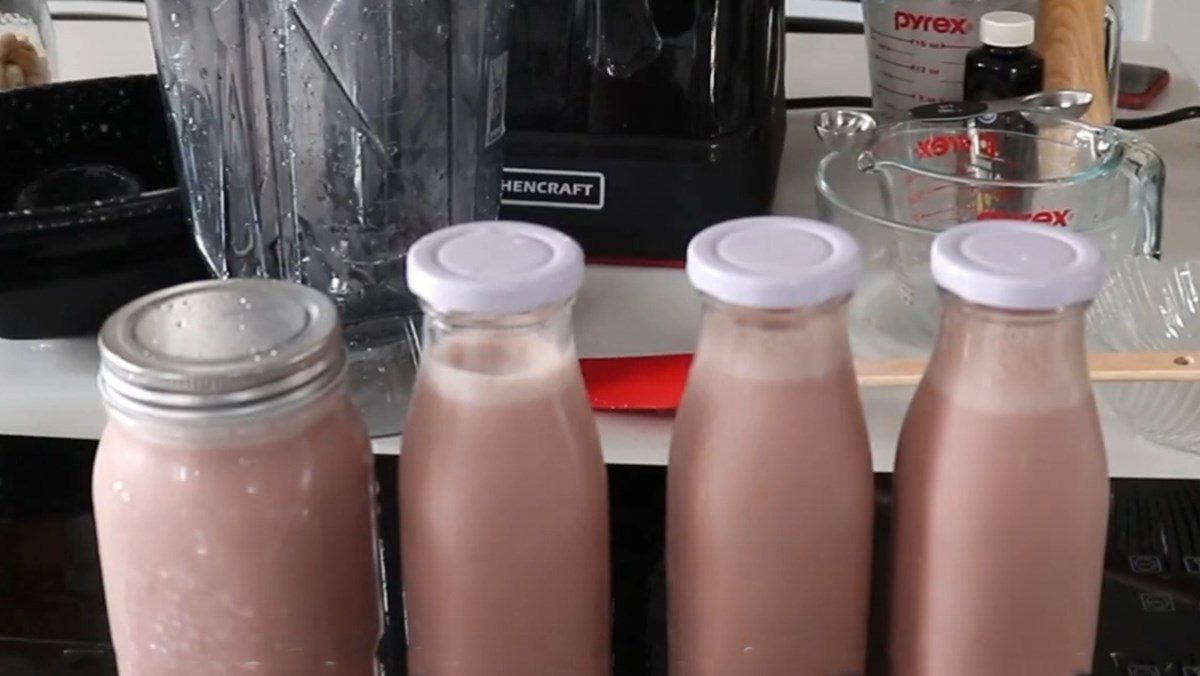 Strawberry Cashew Milk
