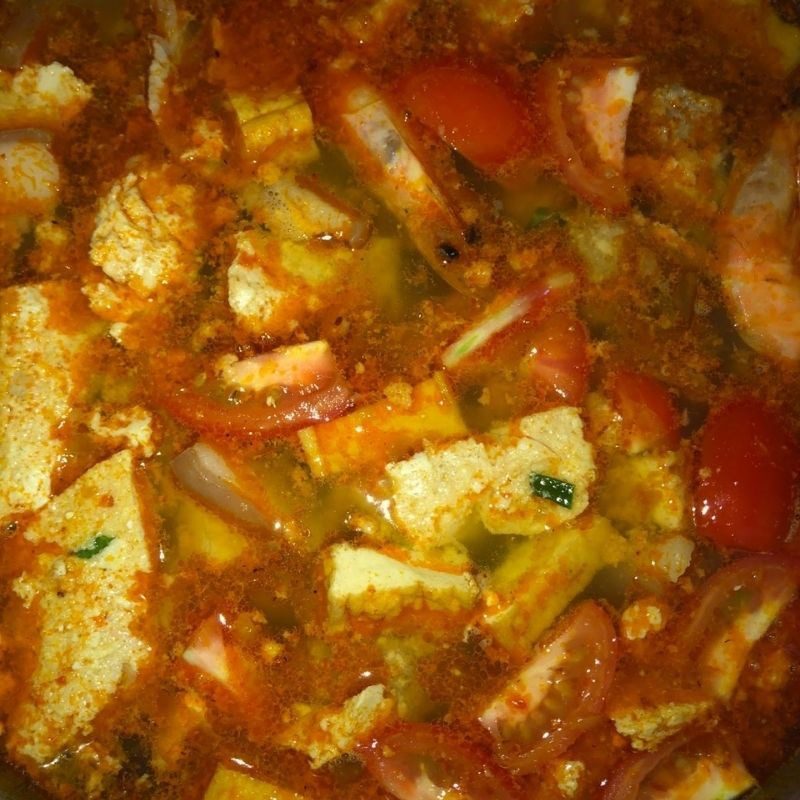 Step 5 Cook the broth for Crab Noodle Soup