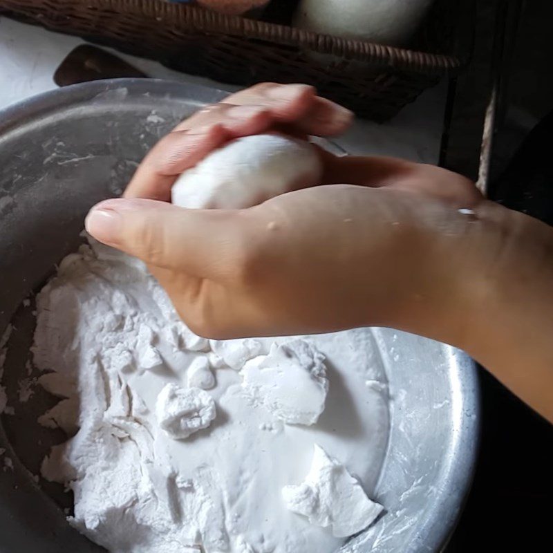 Step 7 Shaping the sticky rice balls for Gac sticky rice balls with durian filling