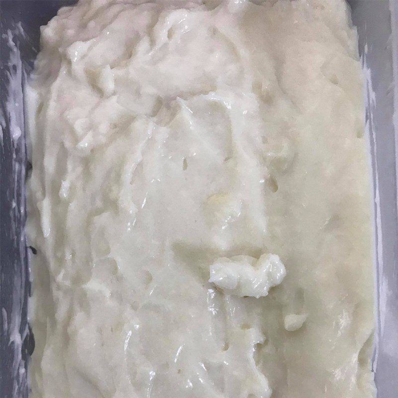 Step 2 Shape the cake Fried fresh milk cake