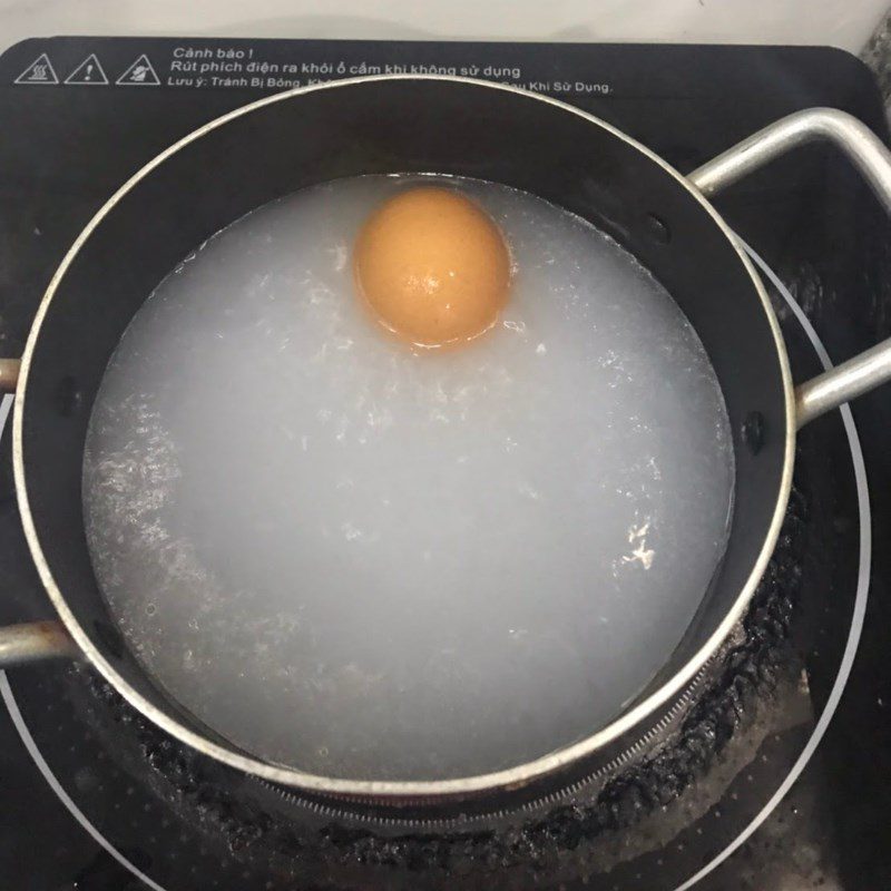 Step 2 Shaping and boiling tokbokki rice cakes Tokbokki rice cakes made from leftover rice (recipe shared by a user)
