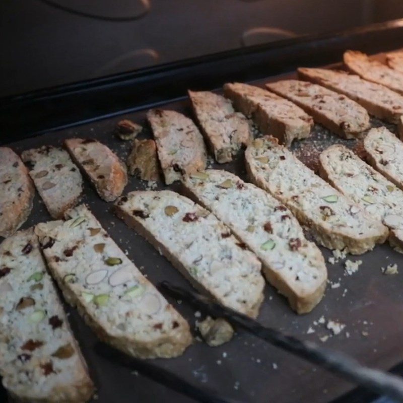 Step 4 Shaping and baking the cookies Oatmeal biscotti