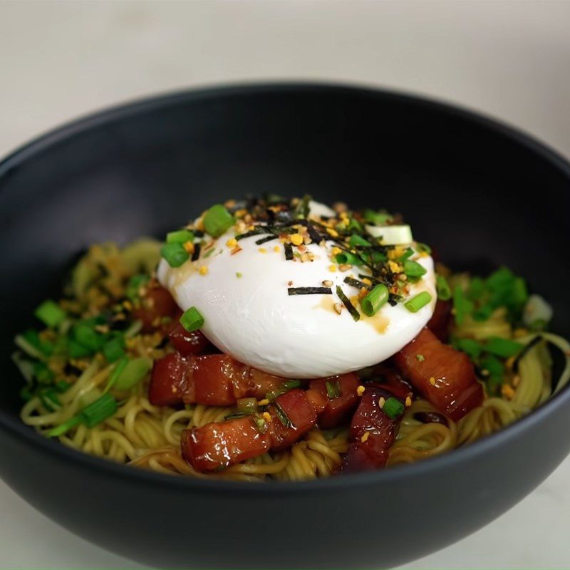 How to make ramen noodles mixed with miso-marinated pork belly and rich soft-boiled egg 18 Step 8 Final product Ramen noodles mixed with pork belly