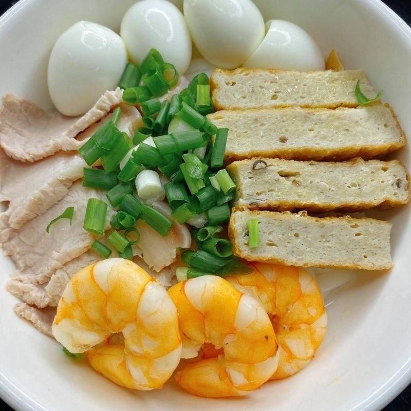 Step 4 Final Product Shrimp and Meat Noodle Soup