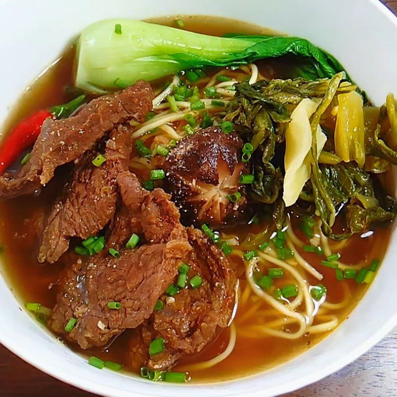 Step 5 Finished Product Beef Noodles with Vegetables