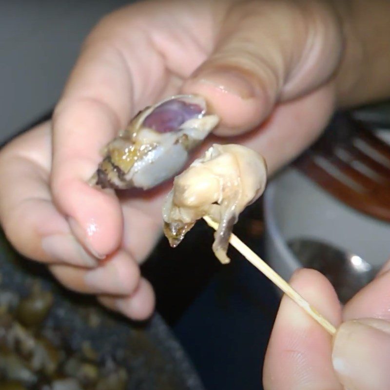 Step 5 Final product Stir-fried sea snails with tamarind