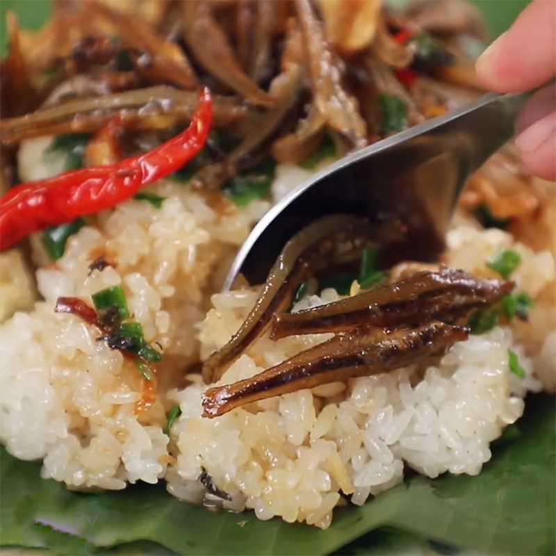 Step 6 Final Product Anchovy Sticky Rice