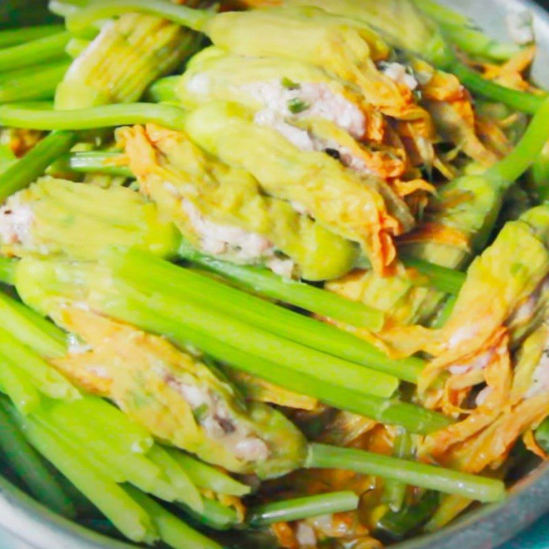 Step 5 Finished Product Stuffed Zucchini Flowers