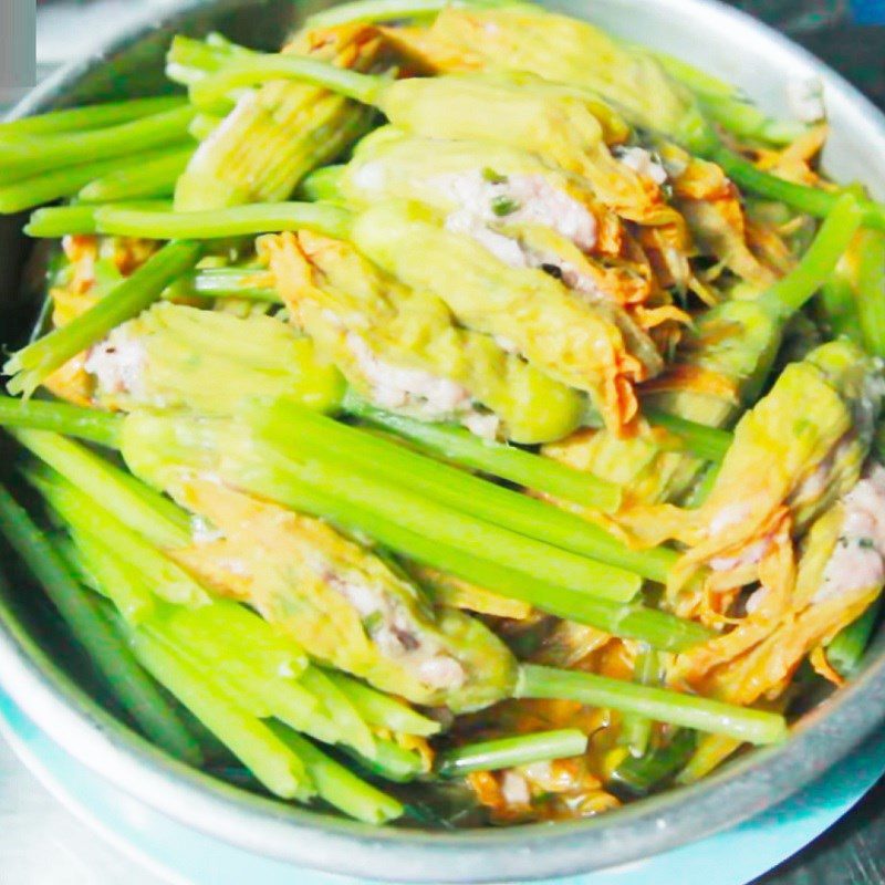 Step 5 Finished Product Stuffed Zucchini Flowers