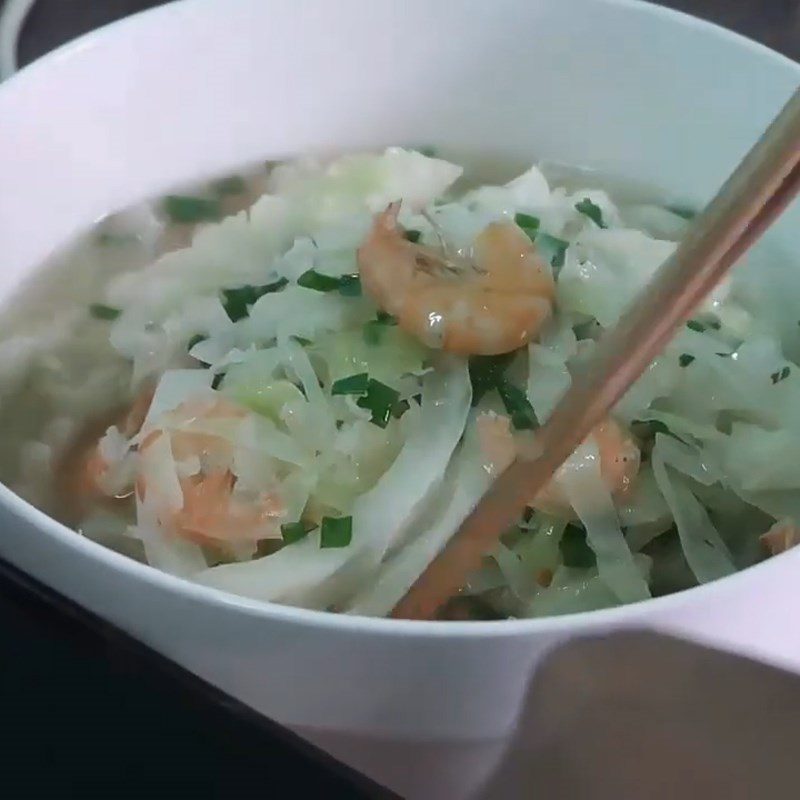 Step 4 Final Product Fresh Shrimp Cabbage Soup