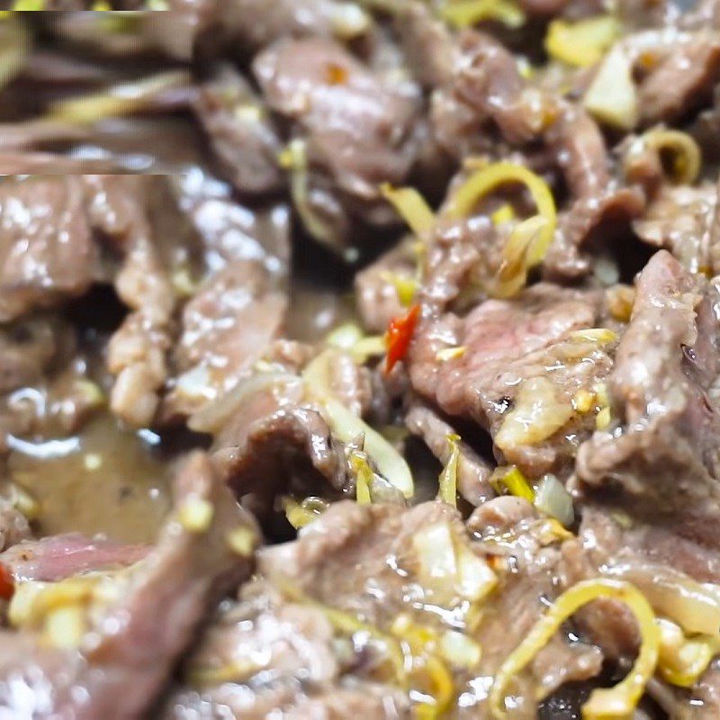 Step 4 Finished Product Stir-fried Beef with Lemongrass and Chili