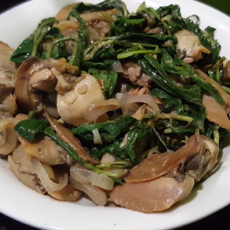 Step 5 Final Product Stir-Fried Clams with Vietnamese Coriander