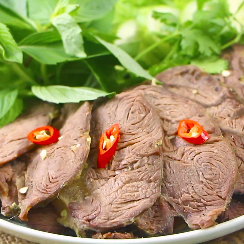 Step 5 Final product for steamed beef with lemongrass and pandan leaves