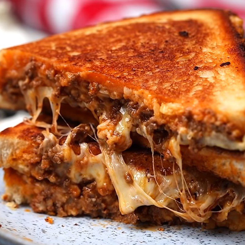 Step 4 Finished product Beef Cheese Sandwich