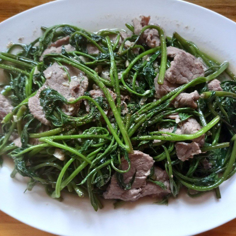 Step 4 Final Product Stir-fried water spinach with beef