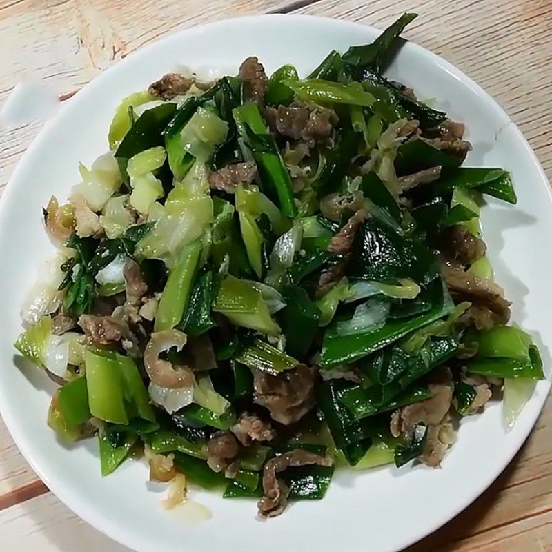 Step 4 Final Product Stir-fried beef with leeks