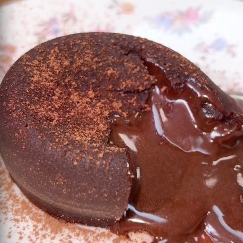 Step 4 Final Product Cocoa Chocolate Cake (Recipe shared by Tiktok Let's Cook with TasteVN)