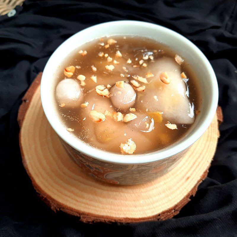 Step 4 Finished product Sweet noodle soup with mung bean filling
