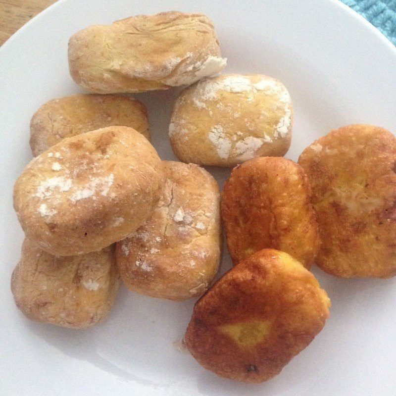 Step 4 Final product Fried pumpkin cake with flour