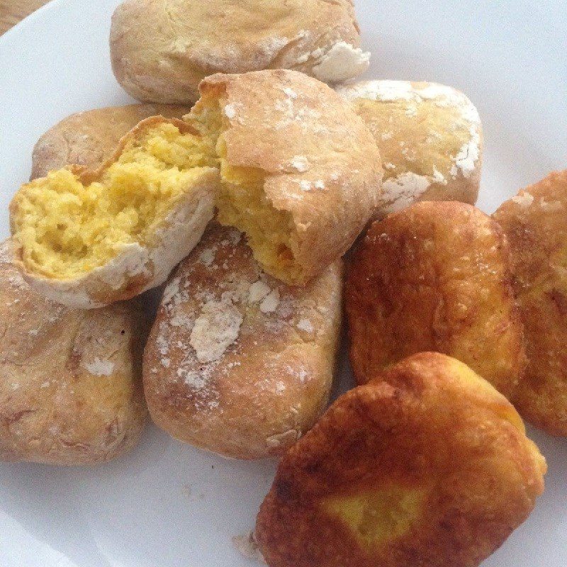 Step 4 Final product Fried pumpkin cake with flour