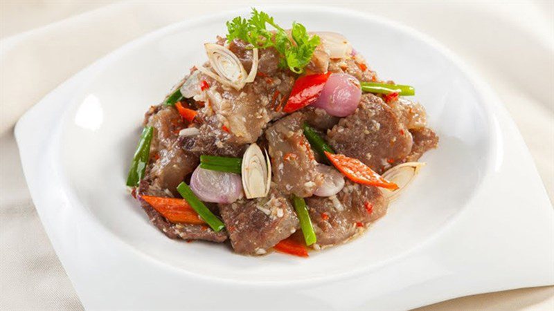 Step 4 Final product Stir-fried beef tendon with lemongrass and chili