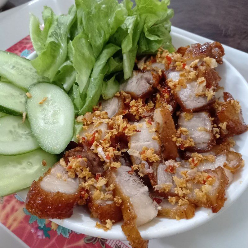 Step 4 Finished Product Fried pork belly with fish sauce (recipe shared by users)
