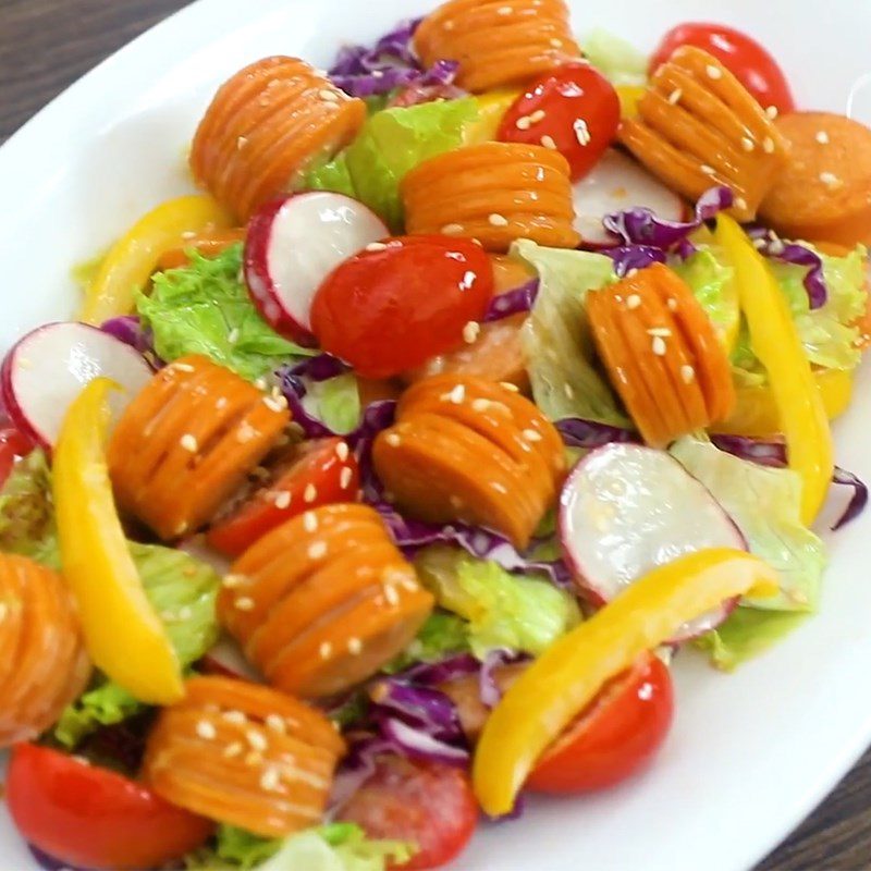 Step 5 Final product Sausage salad with roasted sesame dressing