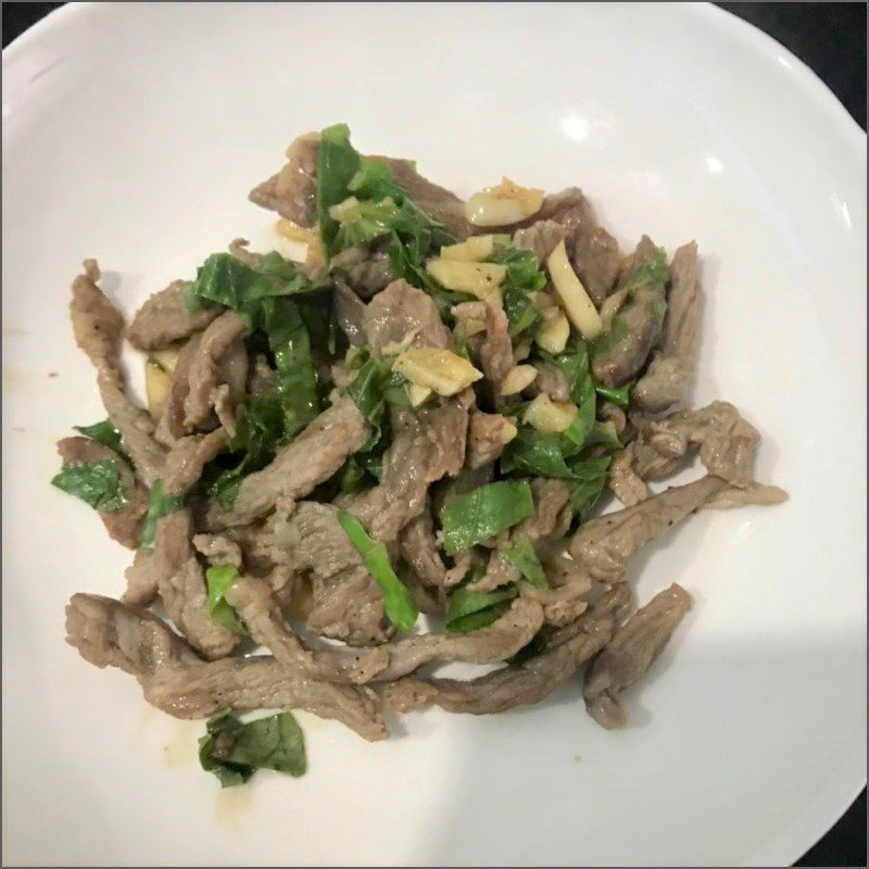 Step 4 Finished Dish Stir-fried beef with betel leaves