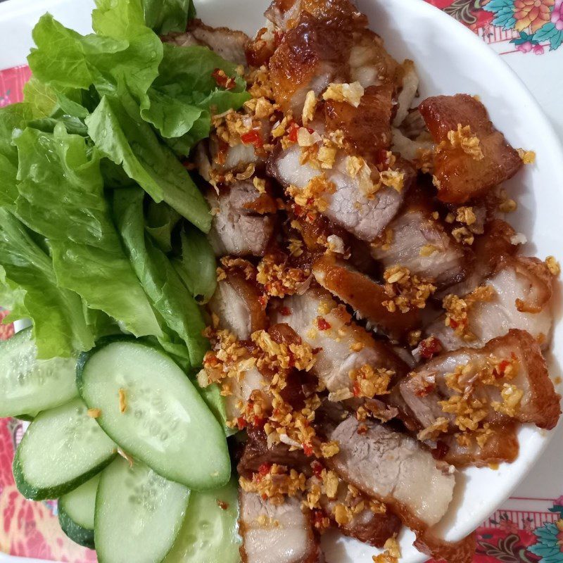 Step 4 Finished Product Fried pork belly with fish sauce (recipe shared by users)