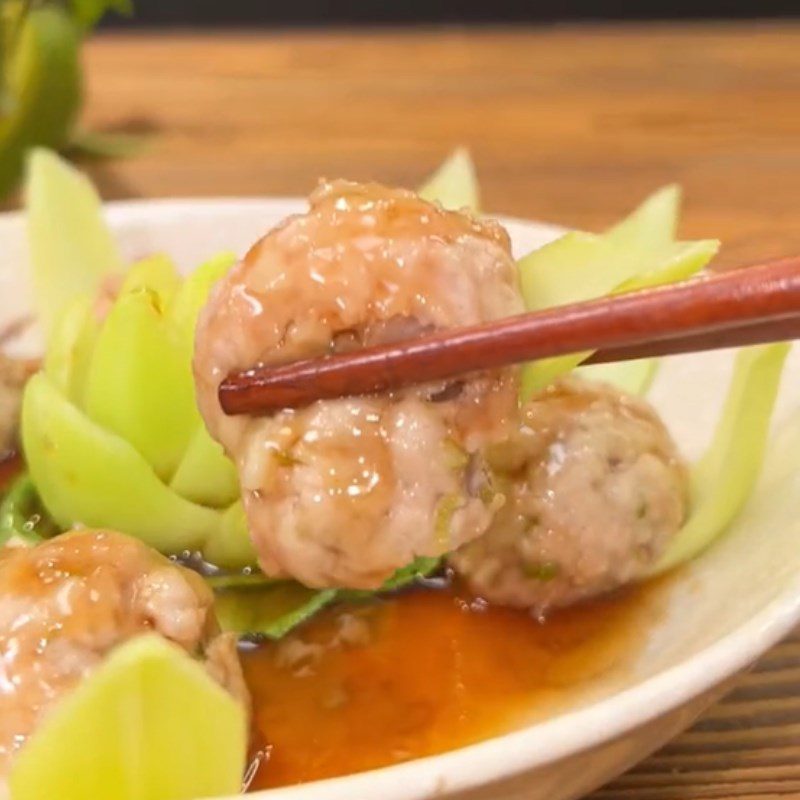 Step 5 Final product of steamed minced meat with bok choy