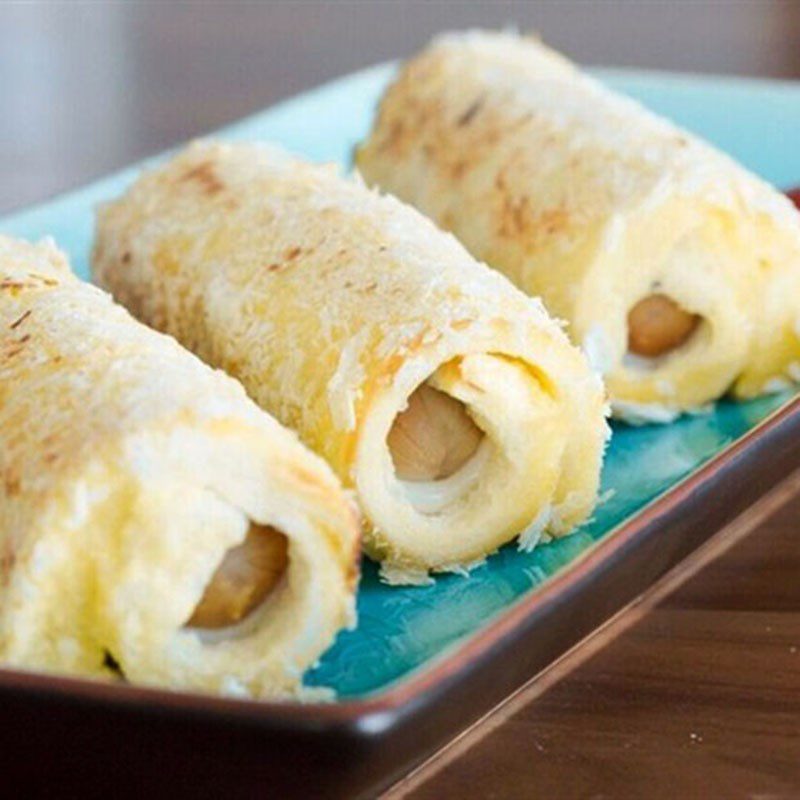 Step 4 Final product sausage cheese roll