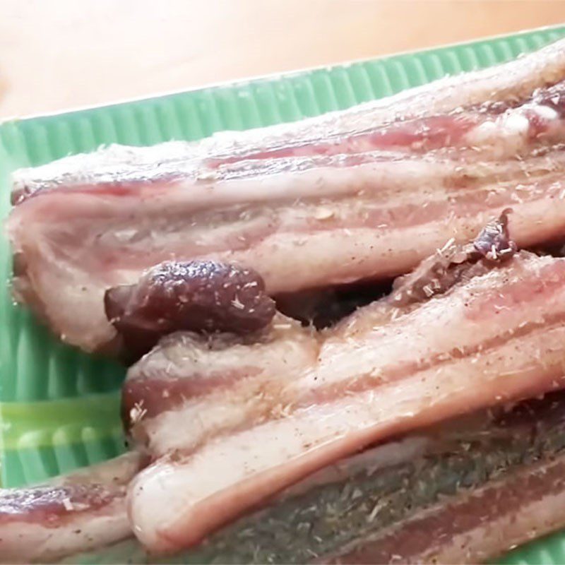 Step 4 Final product of sun-dried pork belly with garlic