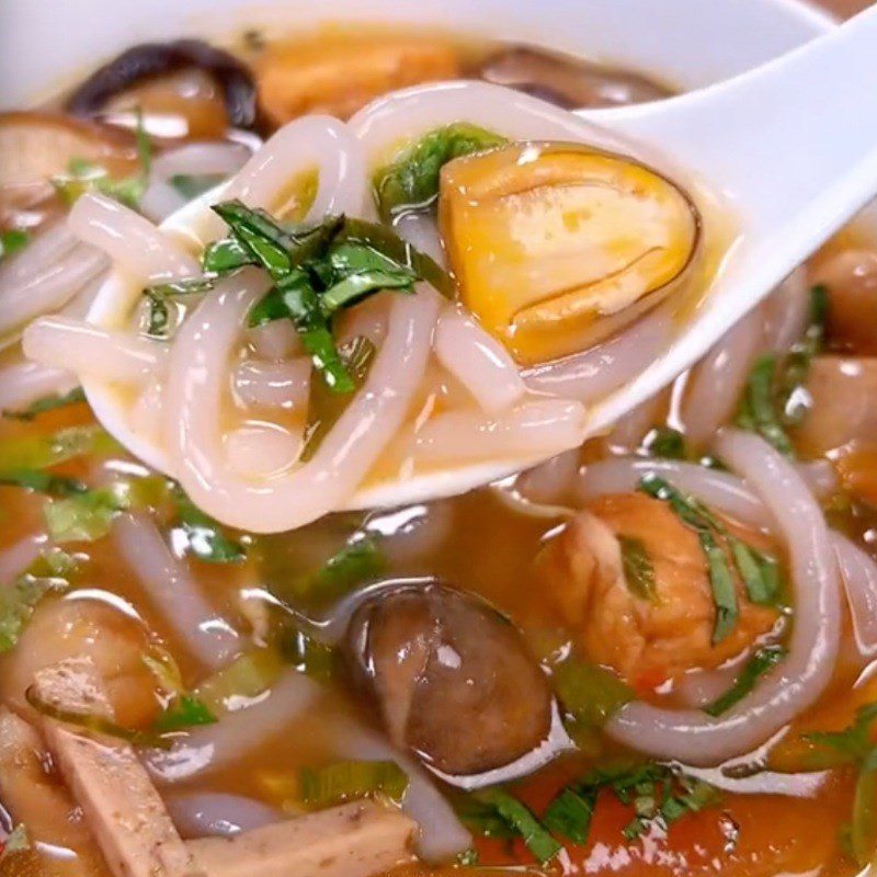 Step 5 Final product Vegetarian noodle soup with mushrooms (Recipe shared by Tiktok Vegetarian Kitchen XANH)