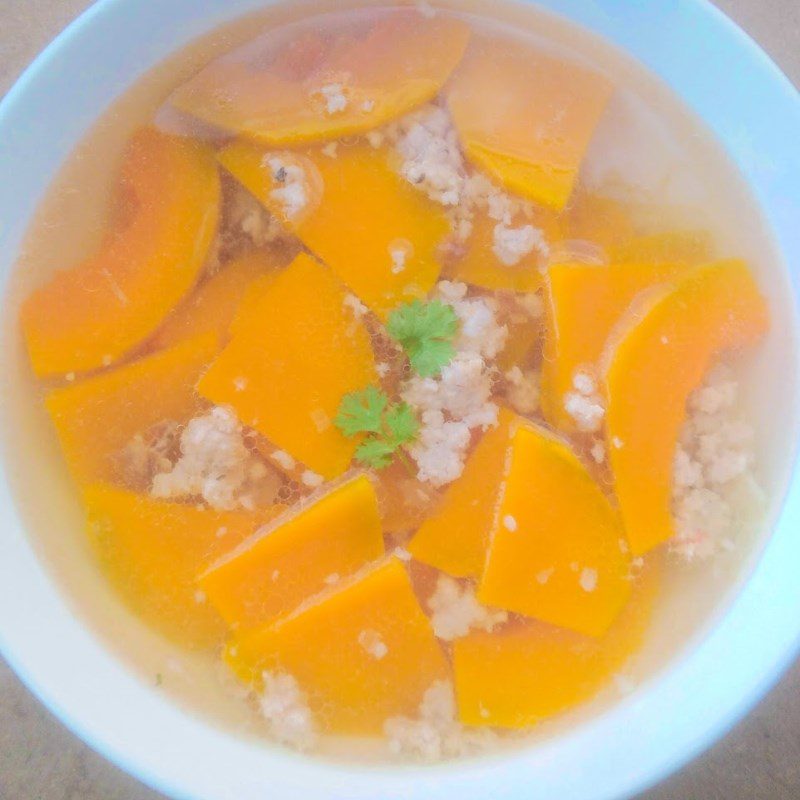 Step 3 Final Product Pumpkin Soup with Minced Meat (recipe shared by users)