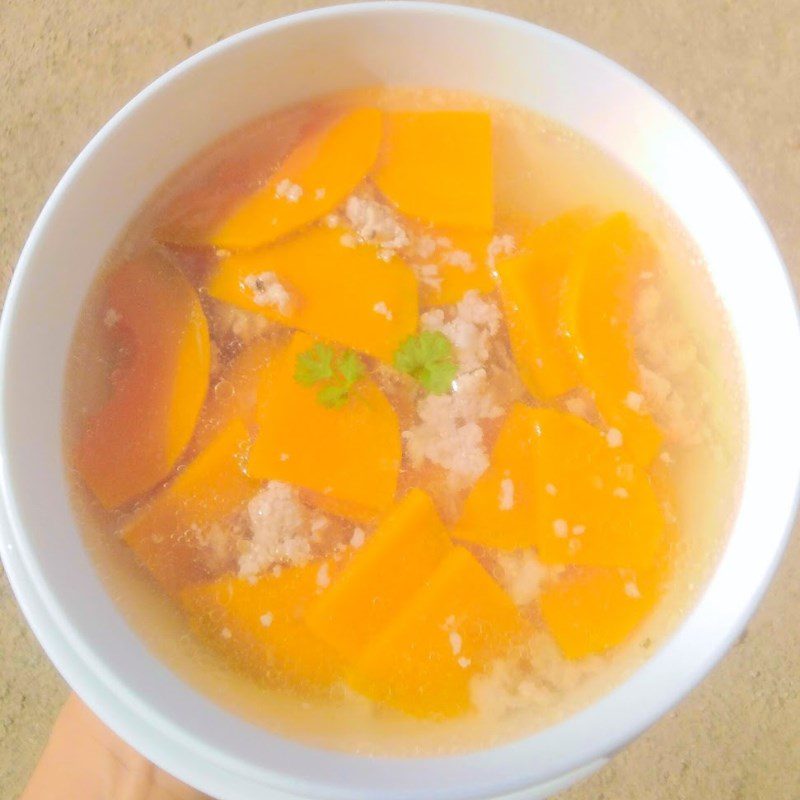 Step 3 Final Product Pumpkin Soup with Minced Meat (recipe shared by users)